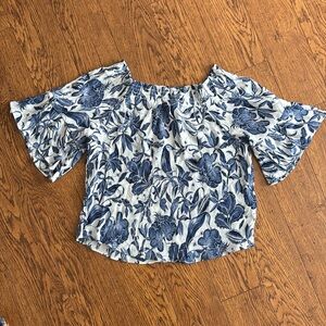 Beautiful blouse - H&M size 8